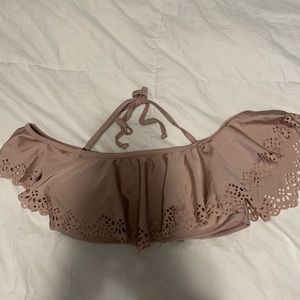 bikini top off the the shoulder🦋